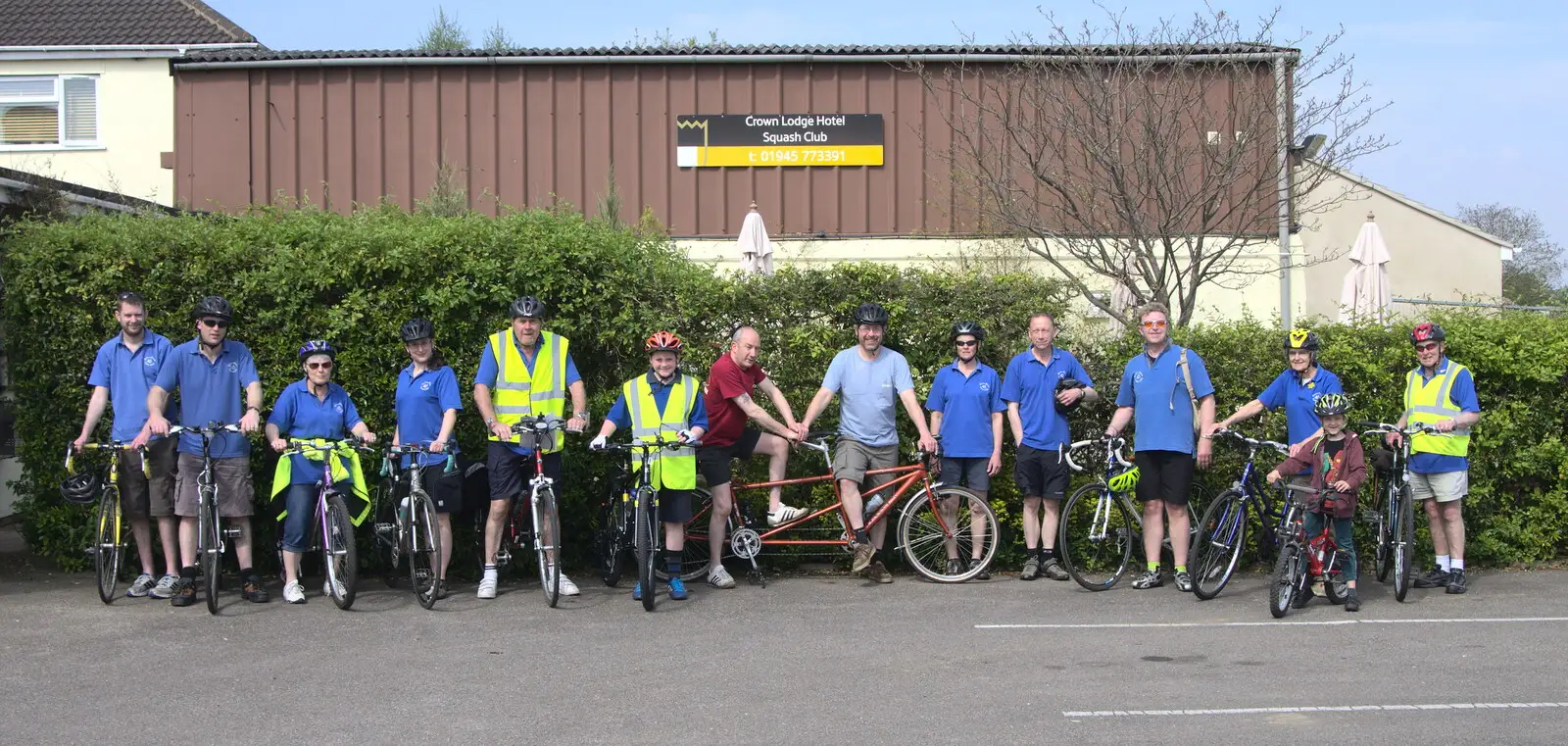 The traditional BSCC bike club photo, from The BSCC Cycling Weekender, Outwell, West Norfolk - 7th May 2016