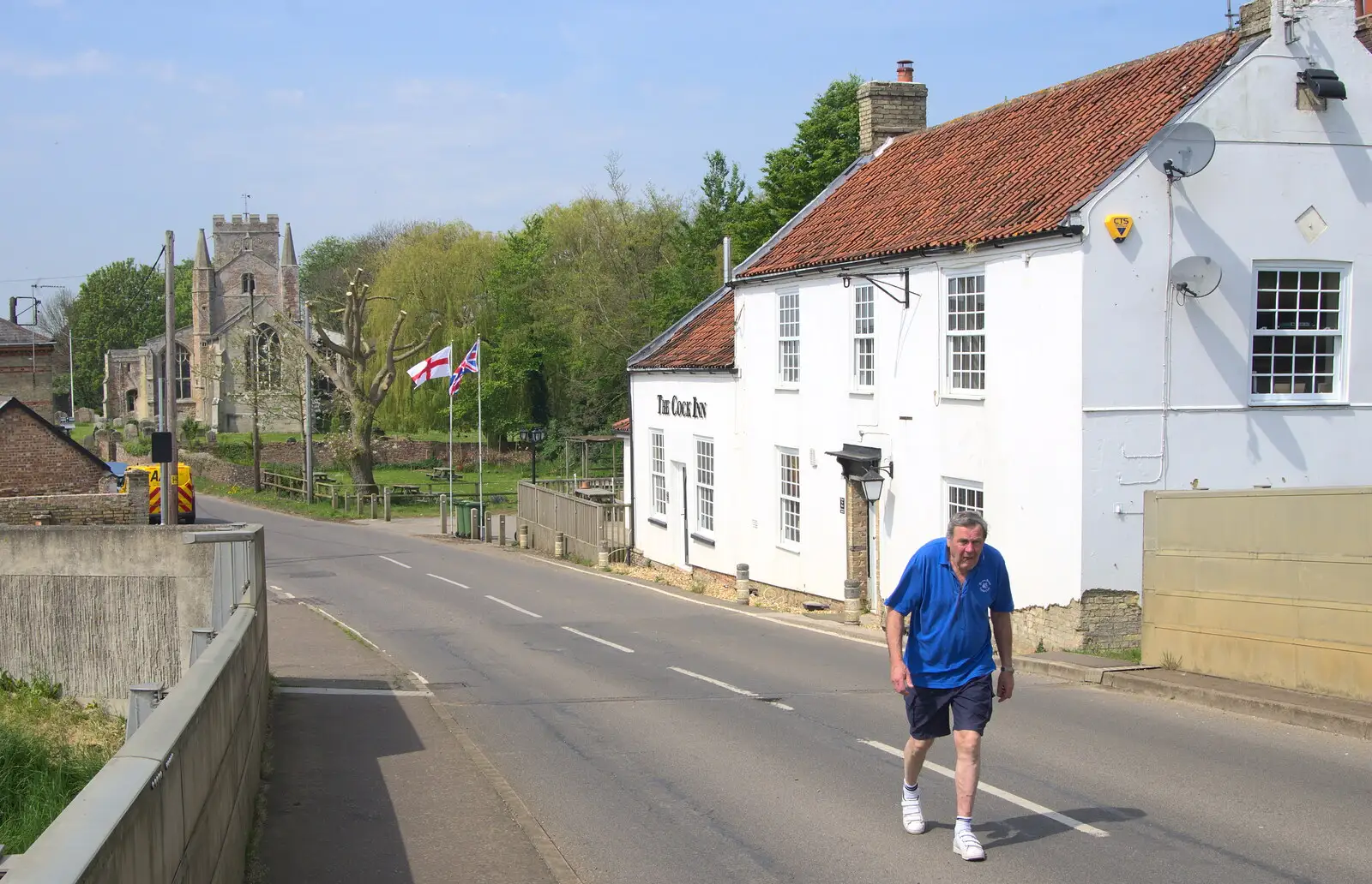 Alan stomps up the middle of the road, from The BSCC Cycling Weekender, Outwell, West Norfolk - 7th May 2016