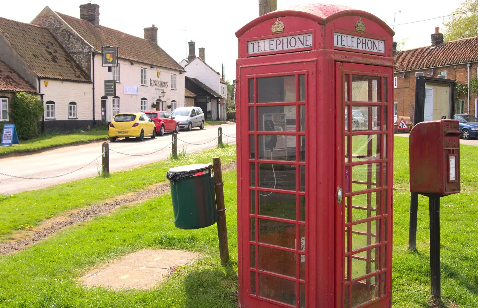 The Kings Arms, Shouldham, and a K6 phone box, from The BSCC Cycling Weekender, Outwell, West Norfolk - 7th May 2016