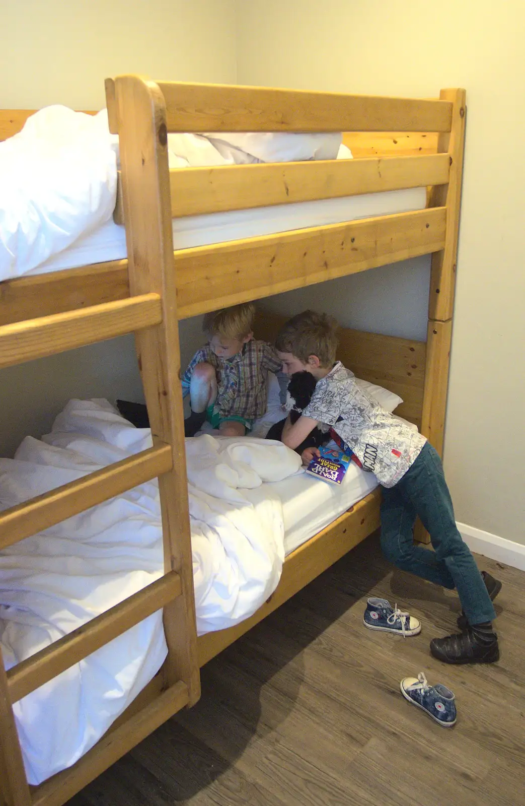 The boys in the bunks, from A Trip to Grime's Graves, Thetford, Norfolk - 8th May 2016