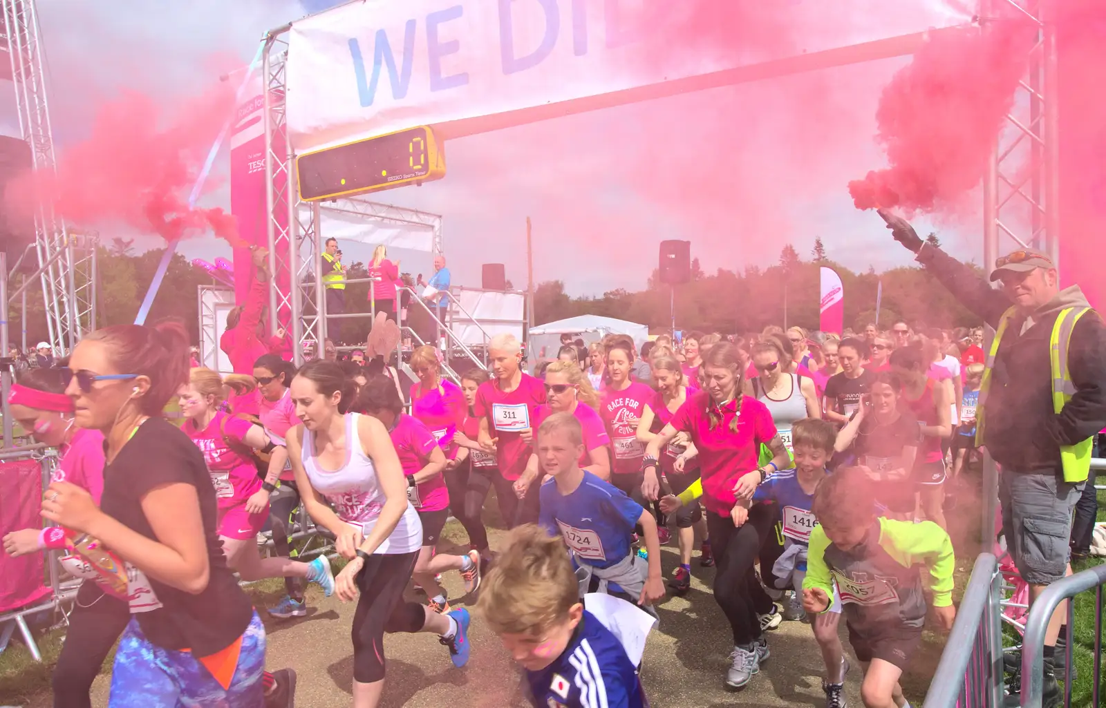 The race starts in a cloud of red smoke, from Isobel's Race for Life, Costessey, Norwich - 15th May 2016