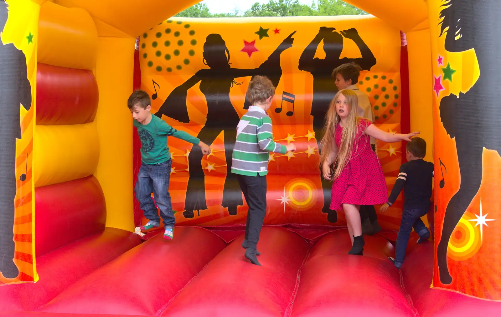 There's more of a crowd on the bouncy castle, from Isobel's Race for Life, Costessey, Norwich - 15th May 2016