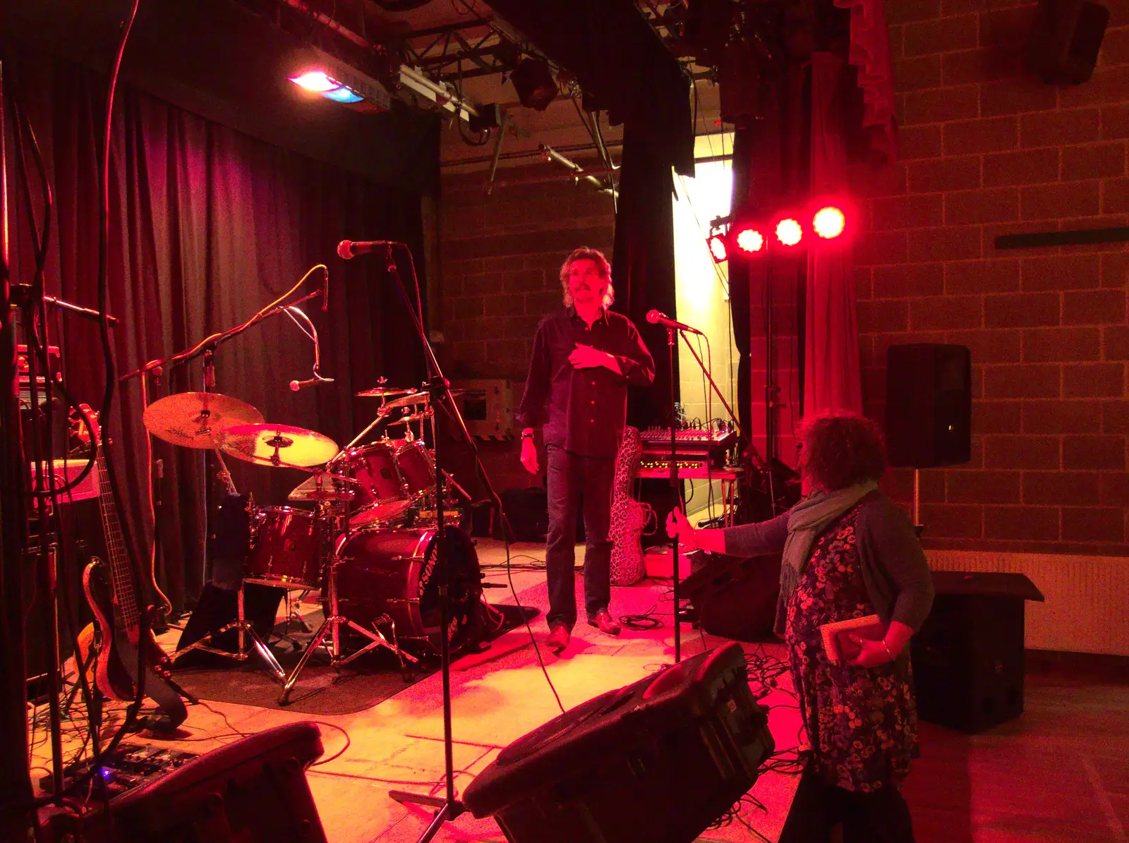 Rob on the stage, from The BBs at New Buckeham, and Beers at Katzenjammer's, London - 16th May 2016