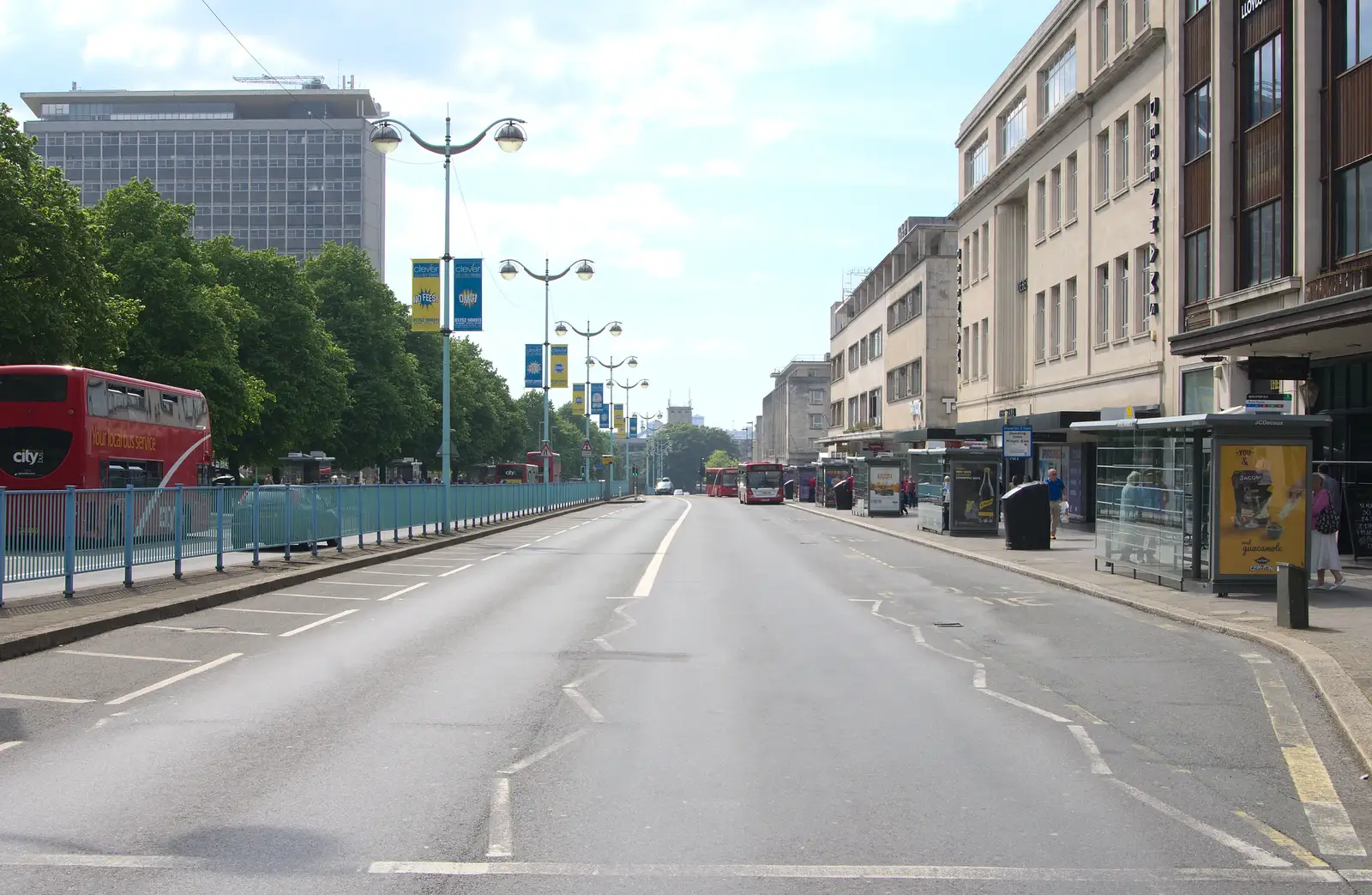 Royal Parade is almost empty, from A Tamar River Trip, Plymouth, Devon - 30th May 2016