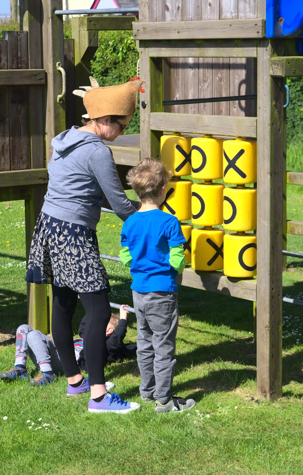 Isobel and Fred play noughts and crosses, from Spreyton to Stonehenge, Salisbury Plain, Wiltshire - 31st May 2016