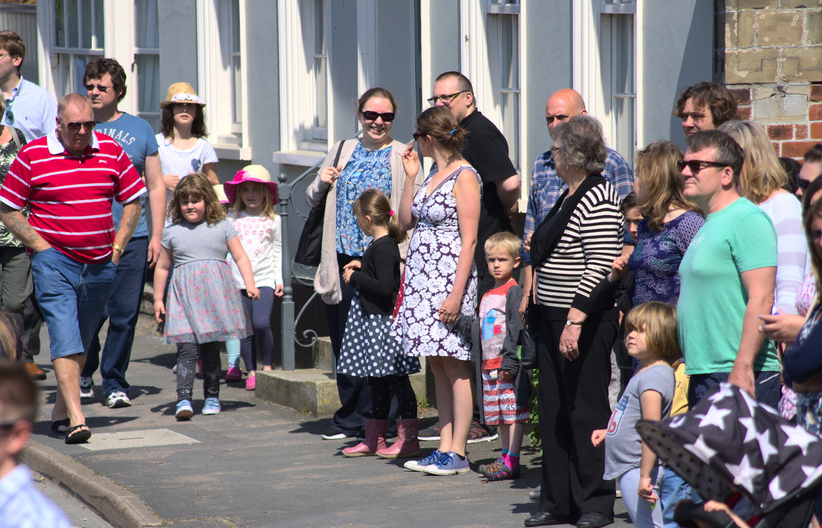 Isobel in the crowd, with Harry from A Trip to the Office and the Mayor-Making Parade, Eye, Suffolk - 4th June 2016