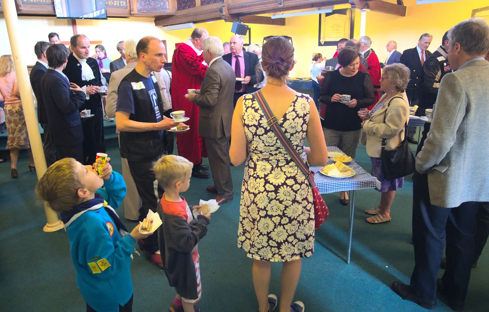 Fred necks some sweets, from A Trip to the Office and the Mayor-Making Parade, Eye, Suffolk - 4th June 2016