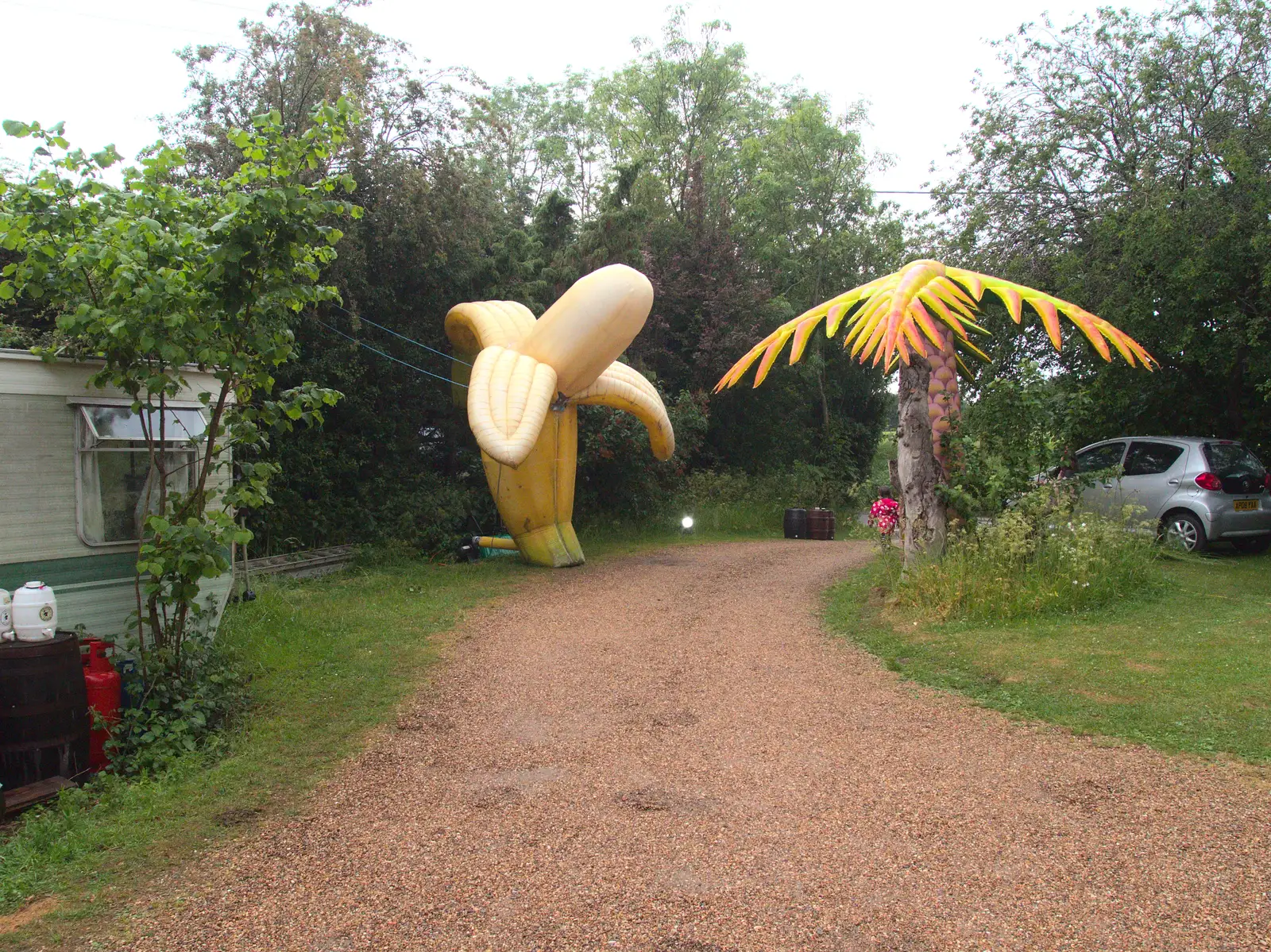 Inflatable banana and palm tree in Fersfield, from The BBs at Fersfield, Norfolk - 11th June 2016