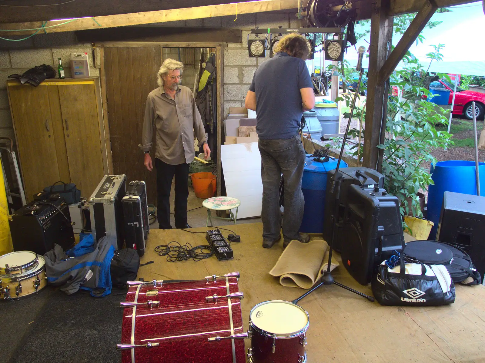 Rob and Max are setting up, from The BBs at Fersfield, Norfolk - 11th June 2016