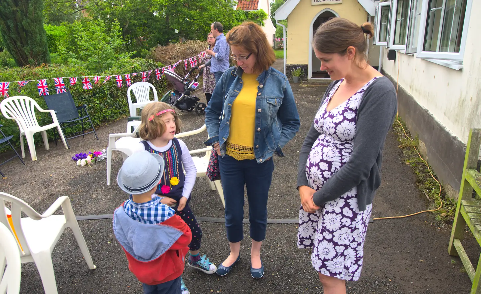 Suzanne and Isobel chat to Harry and Amelia, from The Queen's Village Hall Birthday, Brome, Suffolk - 12th June 2016