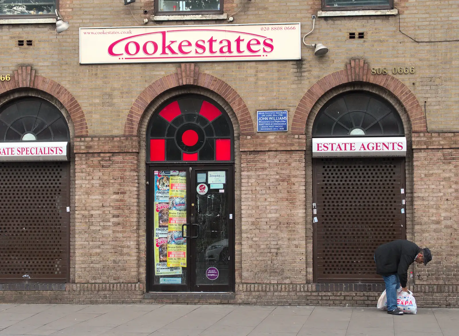 Cookestates doesn't look very open, from Caoimhe the Shoe's Desk, Highbury, London - 18th June 2016