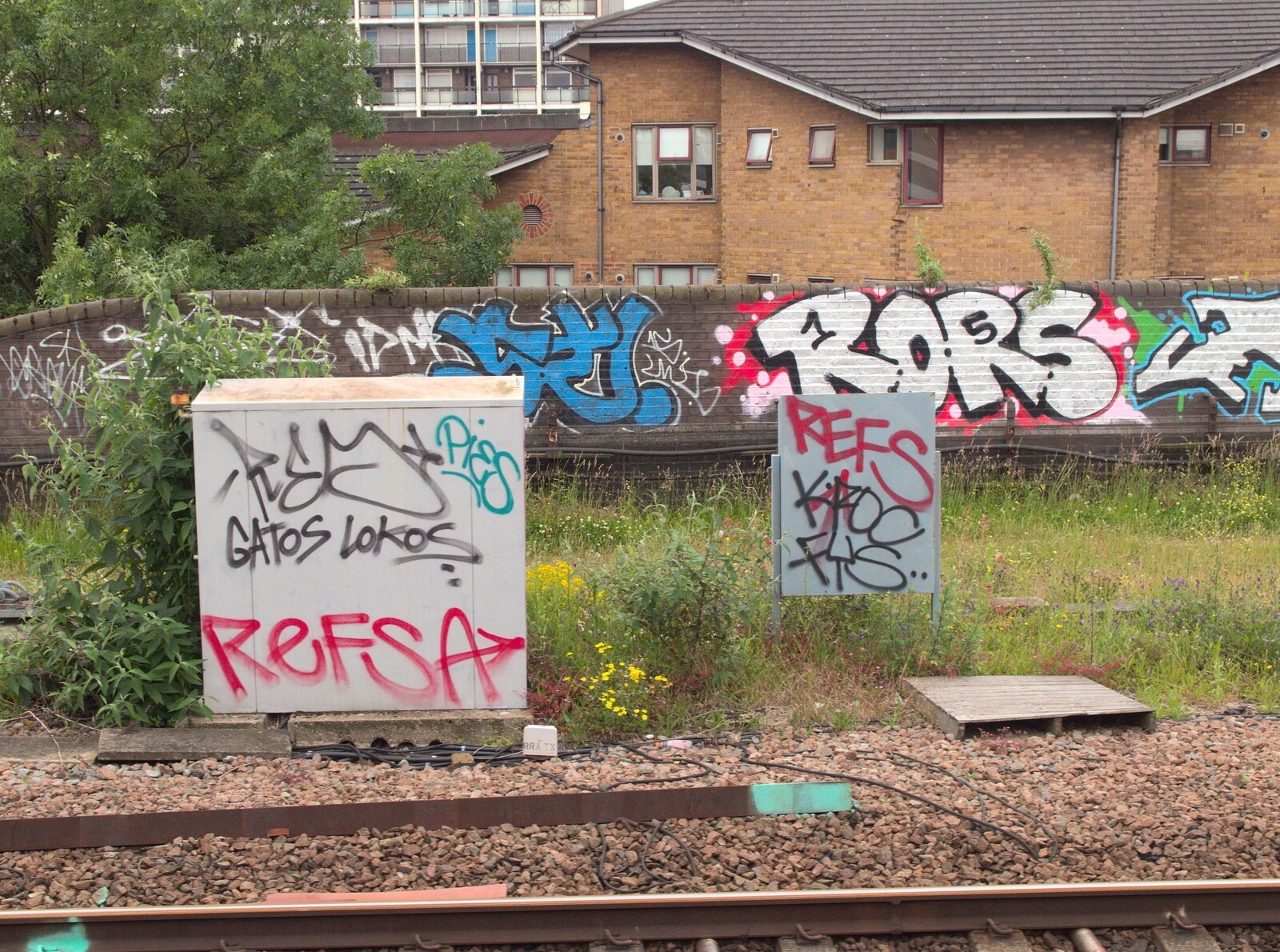 More graffiti near Bethnal Green from A Trip to Norwich and Diss Markets, Norfolk - 25th June 2016