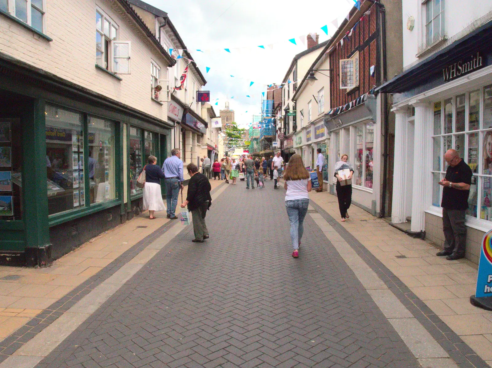 Mere Street in Diss has a load of bunting out, from A Trip to Norwich and Diss Markets, Norfolk - 25th June 2016