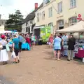 Market-place action in Diss, A Trip to Norwich and Diss Markets, Norfolk - 25th June 2016