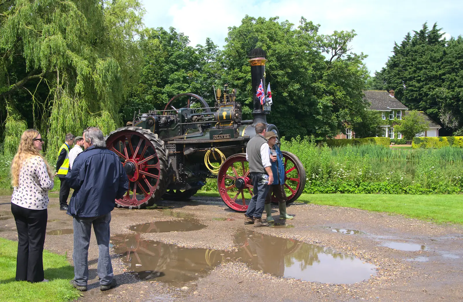 The traction engine Oliver appears, from Thrandeston Pig, Little Green, Thrandeston, Suffolk - 26th June 2016