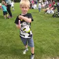 Harry's got an ice lolly, Harry's Sports Day and a London March, Southwark and Eye, Suffolk - 7th July 2016