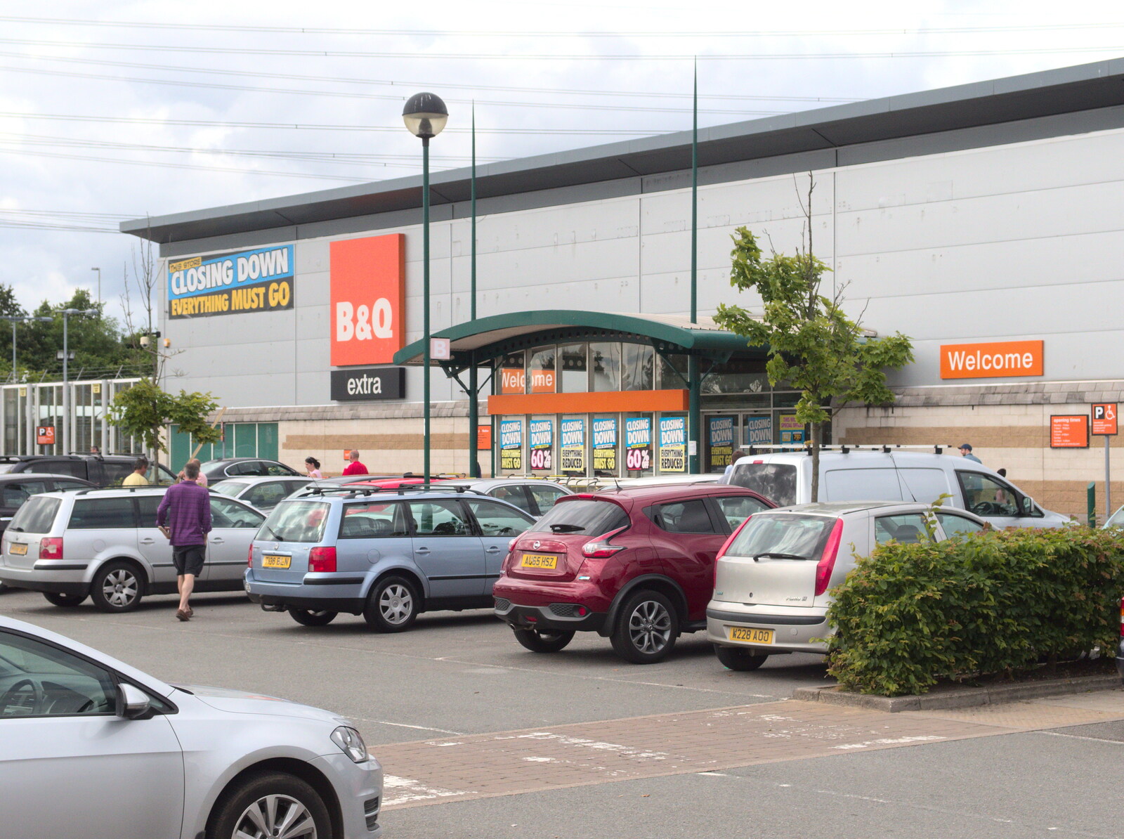 B&Q Ipswich - soon to be no more from Fred's Camping, Curry and the Closing of B&Q, Thetford, Diss  and Ipswich - 16th July 2016