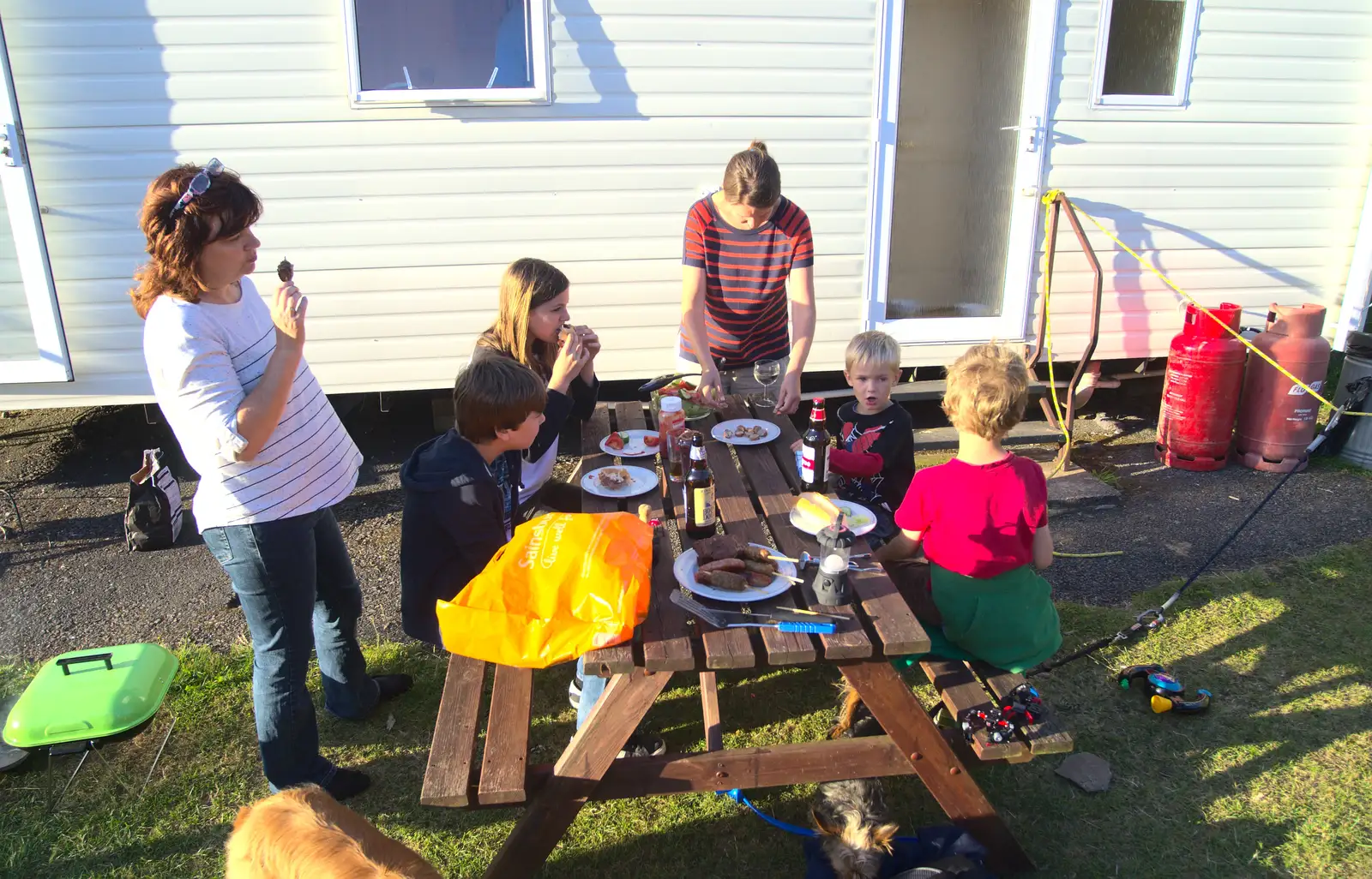 There's a barbeque at the static caravan, from Camping With Sean, Ashburton, Devon - 8th August 2016