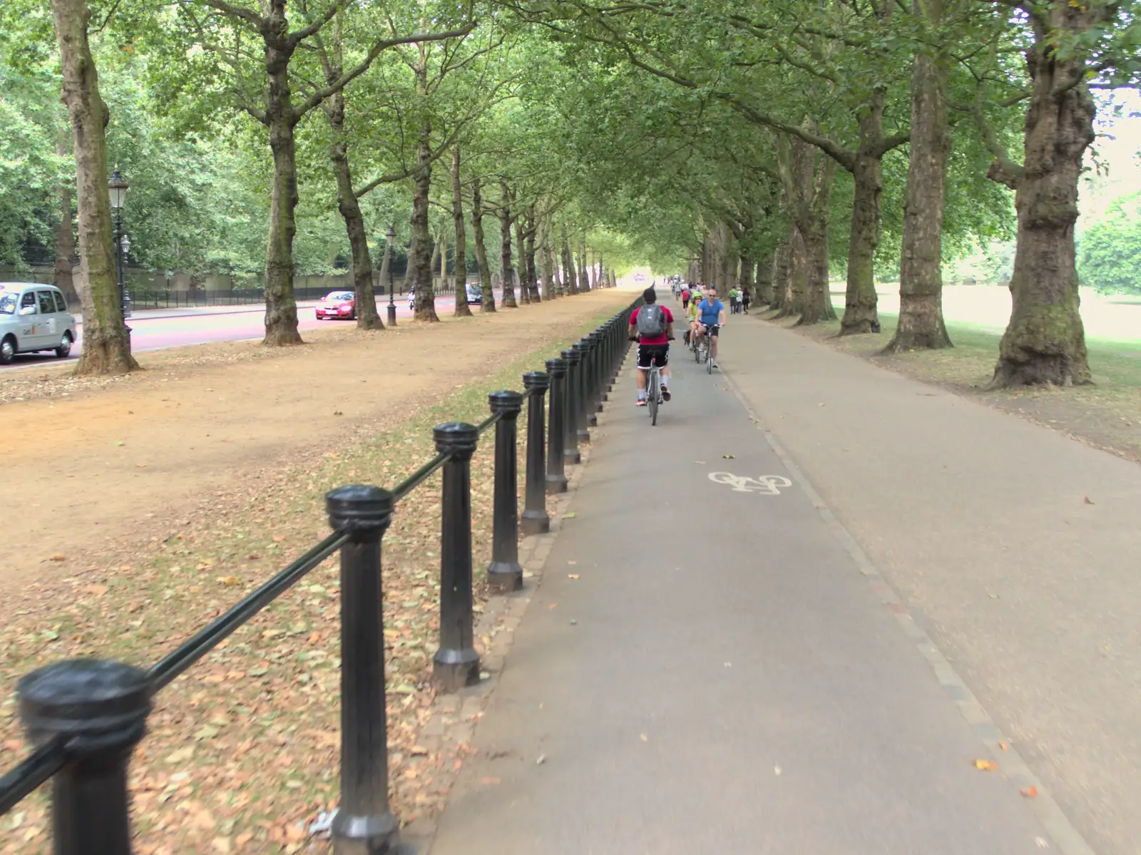 A nice little ride up Constitution Hill, from A Trip to the New Office, Paddington, London - 18th August 2016