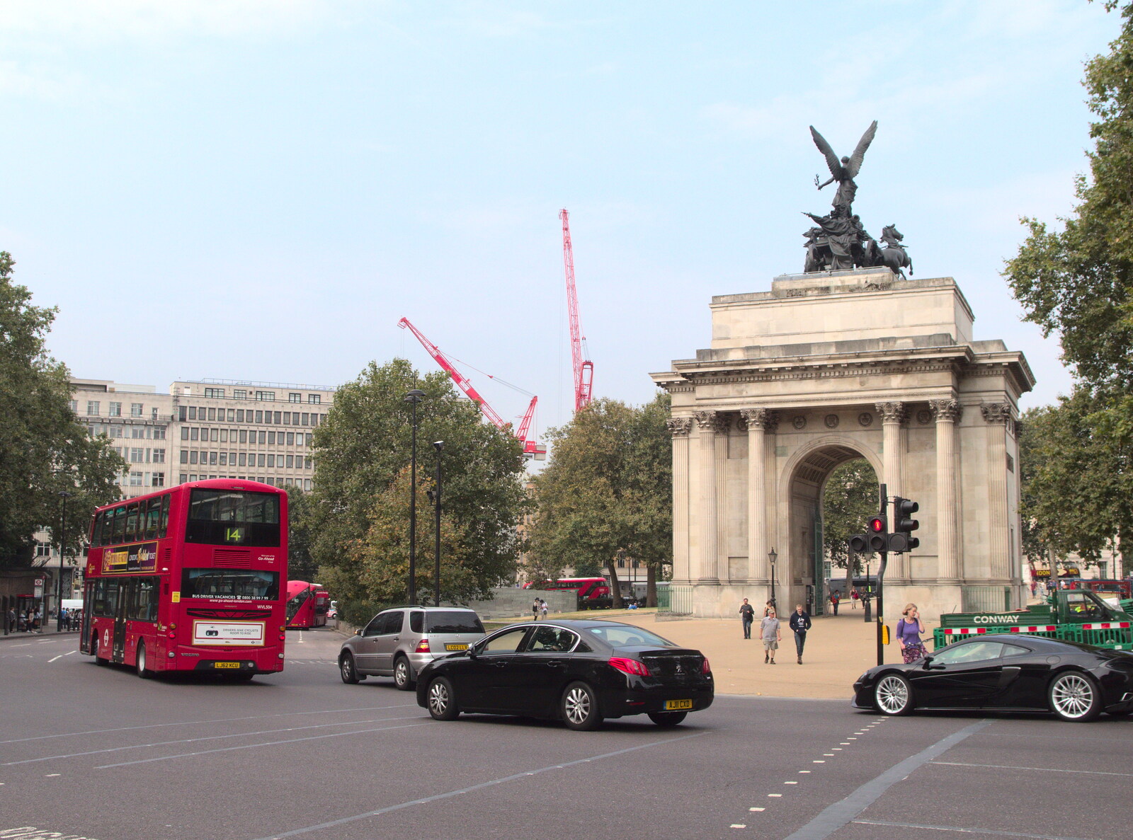The Wellington Arch from A Trip to the New Office, Paddington, London - 18th August 2016