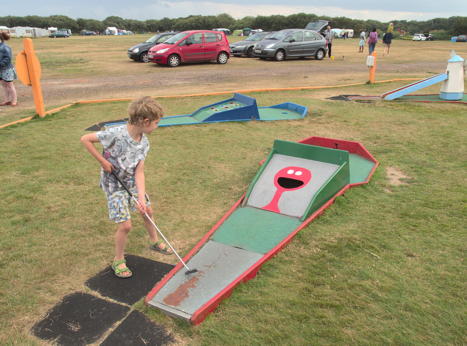 Fred does crazy golf from A Trip to Waxham Sands,  Horsey, Norfolk - 27th August 2016
