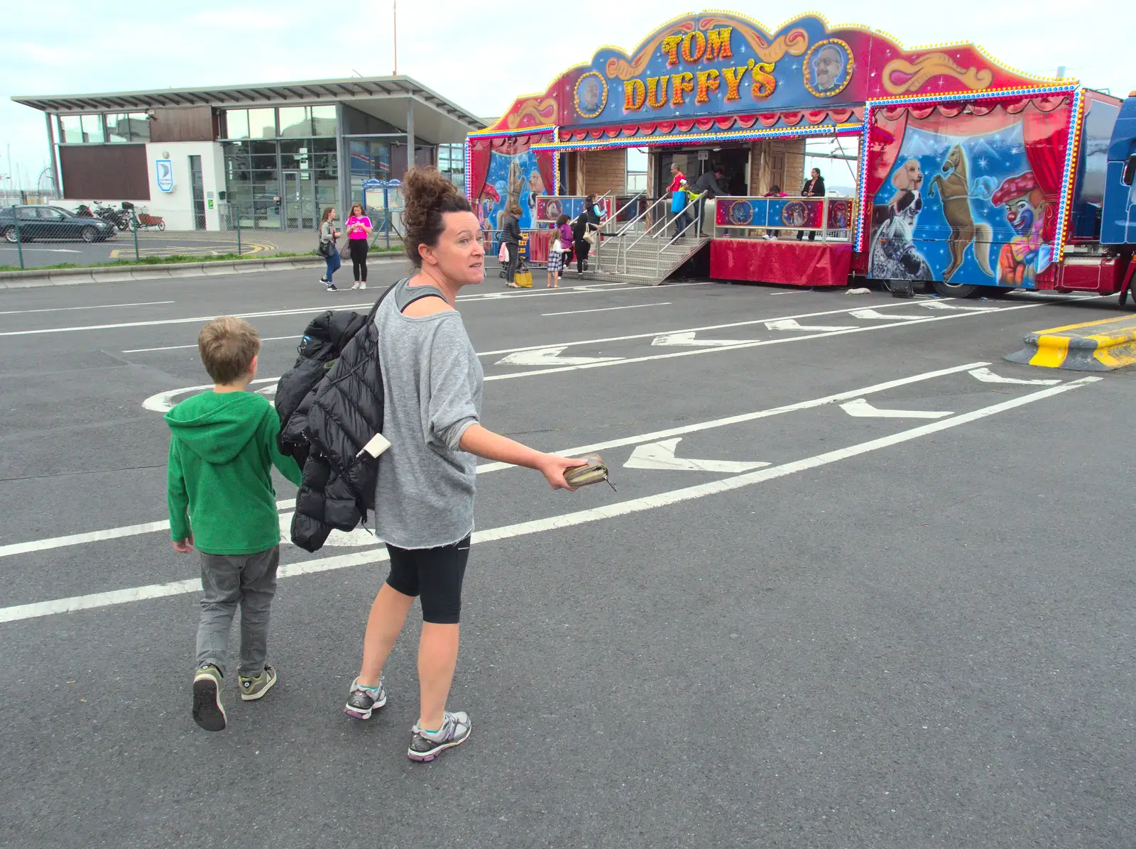 Fred and Evelyn head to the ticket office, from Sion Hill and Blackrock for the Day, Dublin, Ireland - 17th September 2016