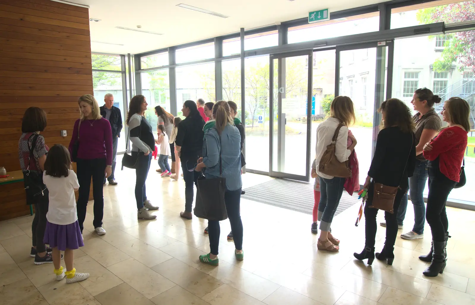 More people arrive, from Sion Hill and Blackrock for the Day, Dublin, Ireland - 17th September 2016