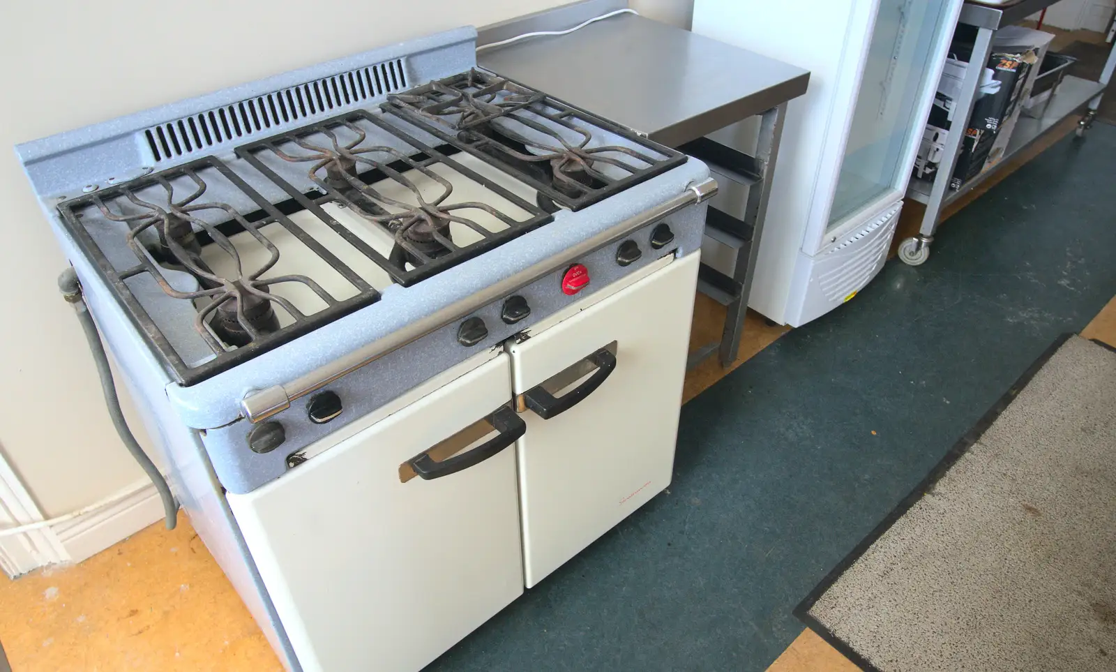 A cooker from out of the 1960s is still going, from Sion Hill and Blackrock for the Day, Dublin, Ireland - 17th September 2016