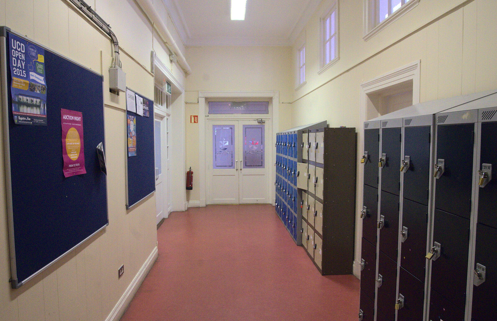 Another corridor, and more lockers from Sion Hill and Blackrock for the Day, Dublin, Ireland - 17th September 2016