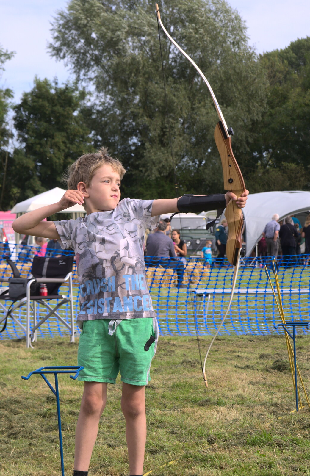 An arrow flies from The Eye Scouts Duck Race, The Pennings, Eye, Suffolk - 24th September 2016