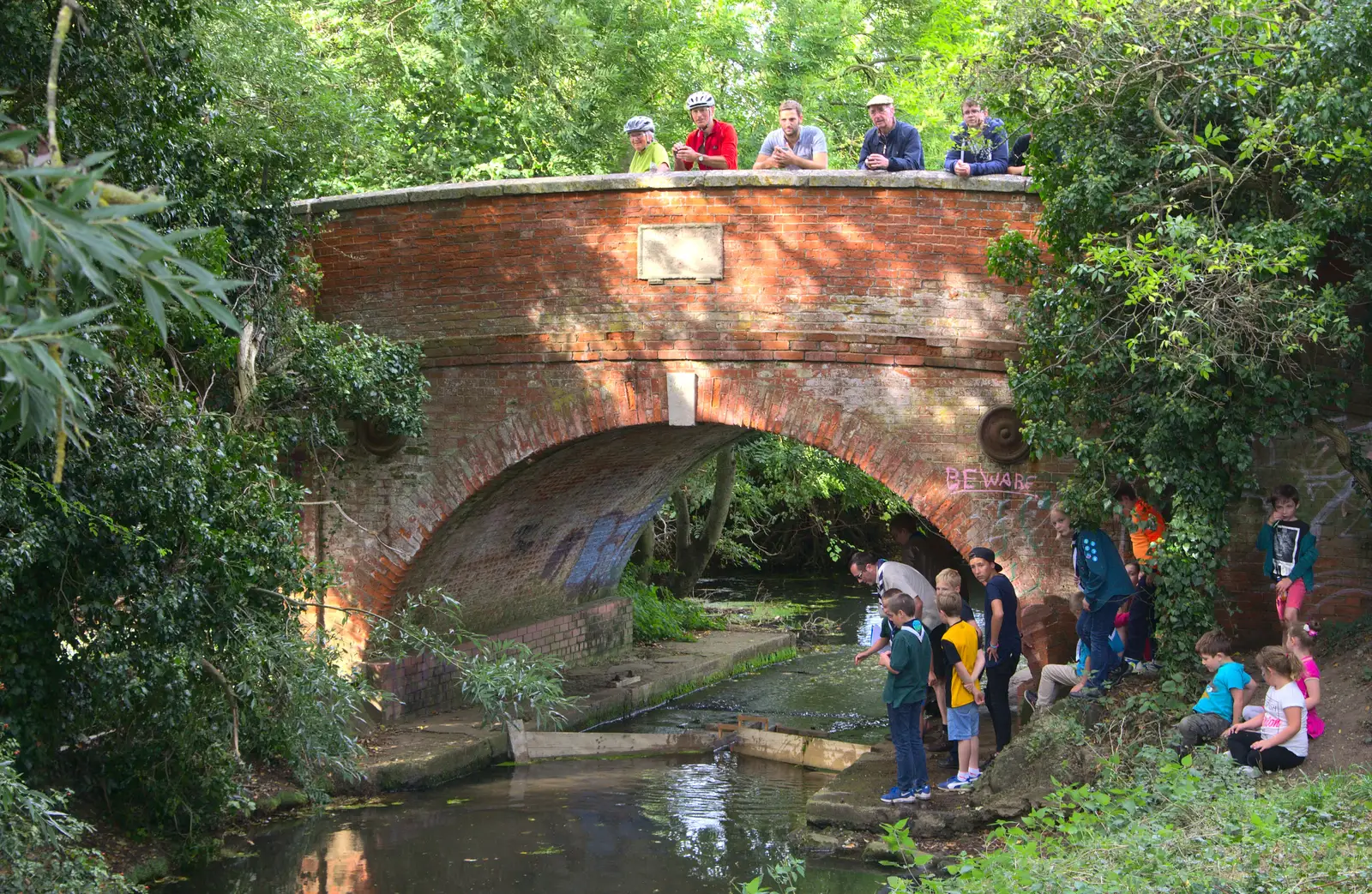 The crowd waits at Abbey Bridge, from The Eye Scouts Duck Race, The Pennings, Eye, Suffolk - 24th September 2016