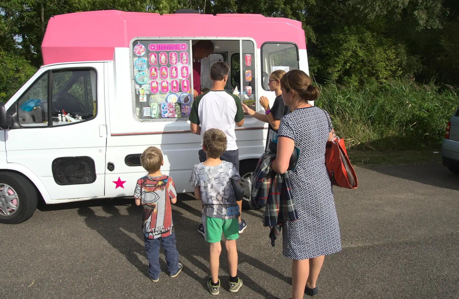 The gang queue for ice cream, from The Eye Scouts Duck Race, The Pennings, Eye, Suffolk - 24th September 2016