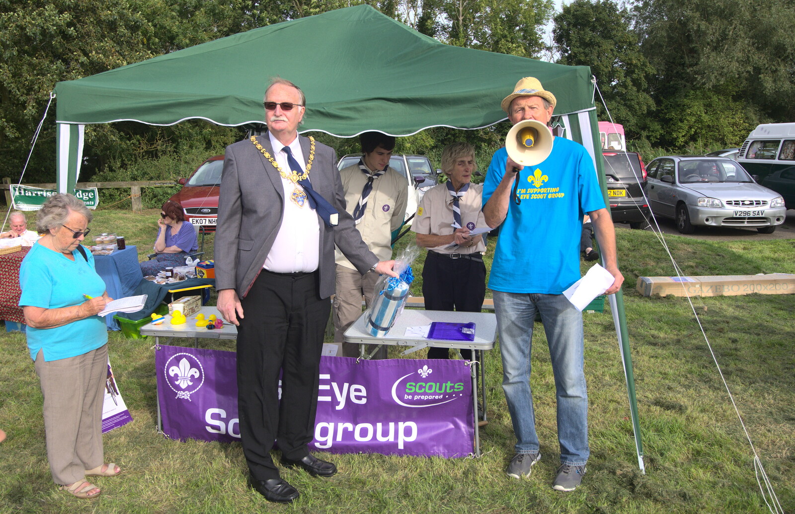 Merlin's on a loudhailer from The Eye Scouts Duck Race, The Pennings, Eye, Suffolk - 24th September 2016