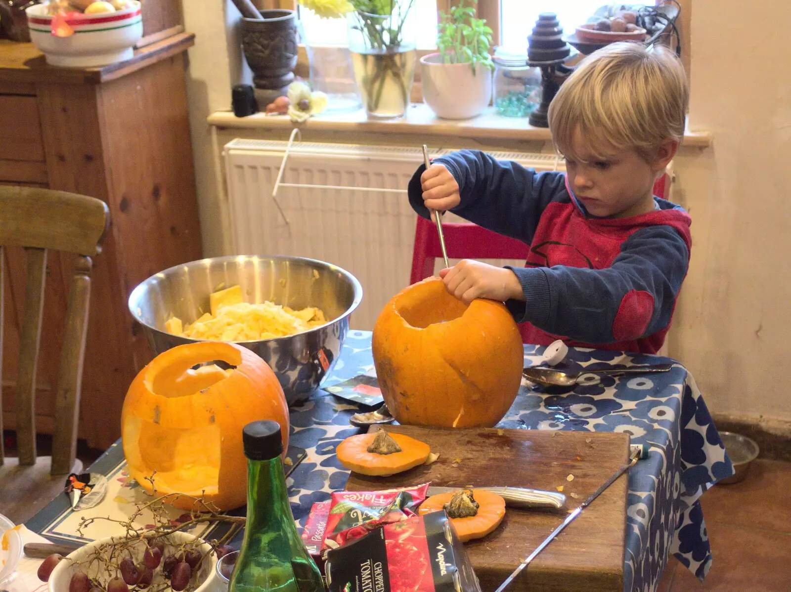 Harry concentrates, from Apples and Electromagnets, Norfolk and Suffolk - 6th November 2016