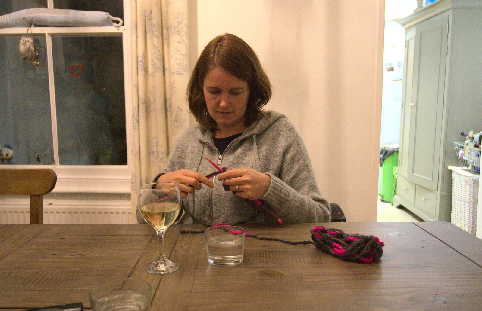 Isobel does some knitting from Fondue with the Swiss Massive, Gwydir Street, Cambridge - 19th November 2016