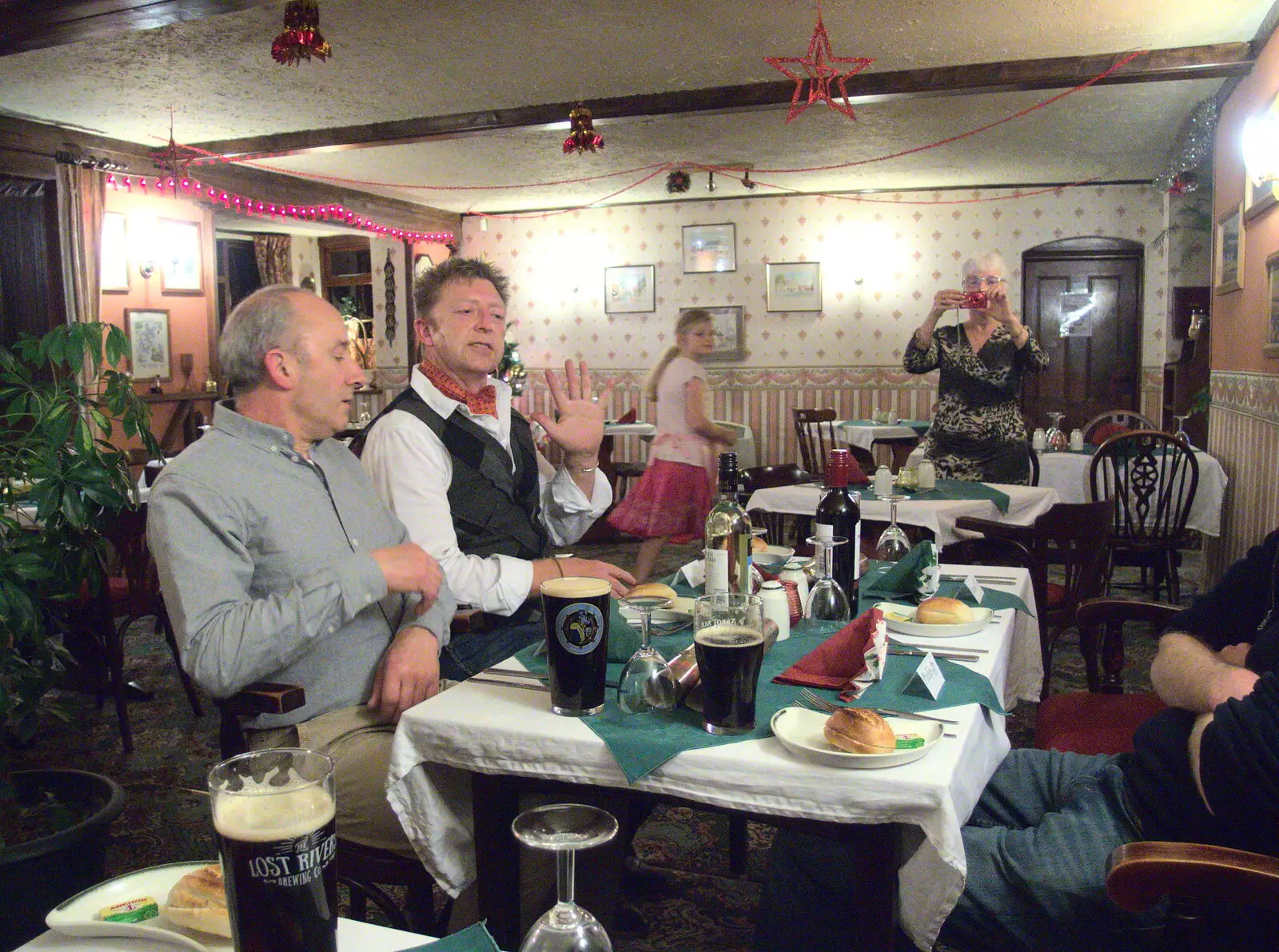 Gaz waves as Spam takes a photo, from The BSCC Christmas Dinner at The Swan Inn, Brome, Suffolk - 3rd December 2016