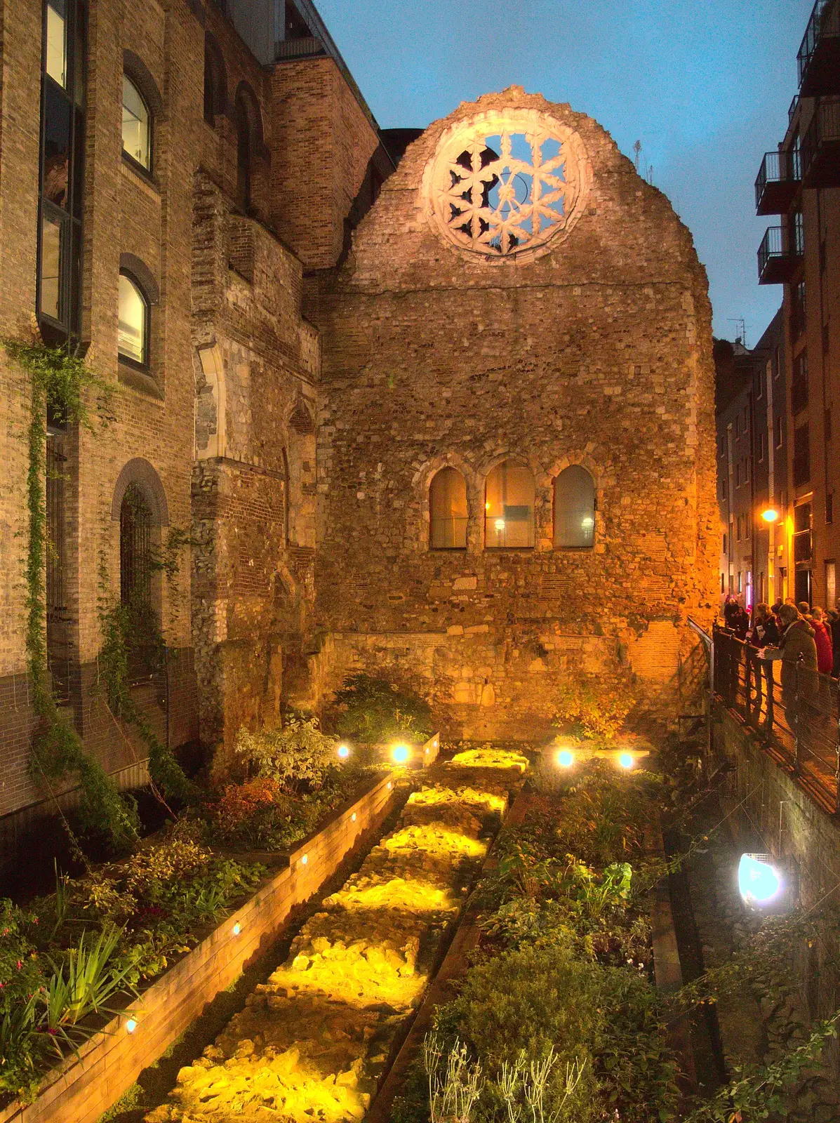 The remains of the 13th Century Winchester Palace, from Innovation Week and a Walk Around the South Bank, Southwark - 8th December 2016