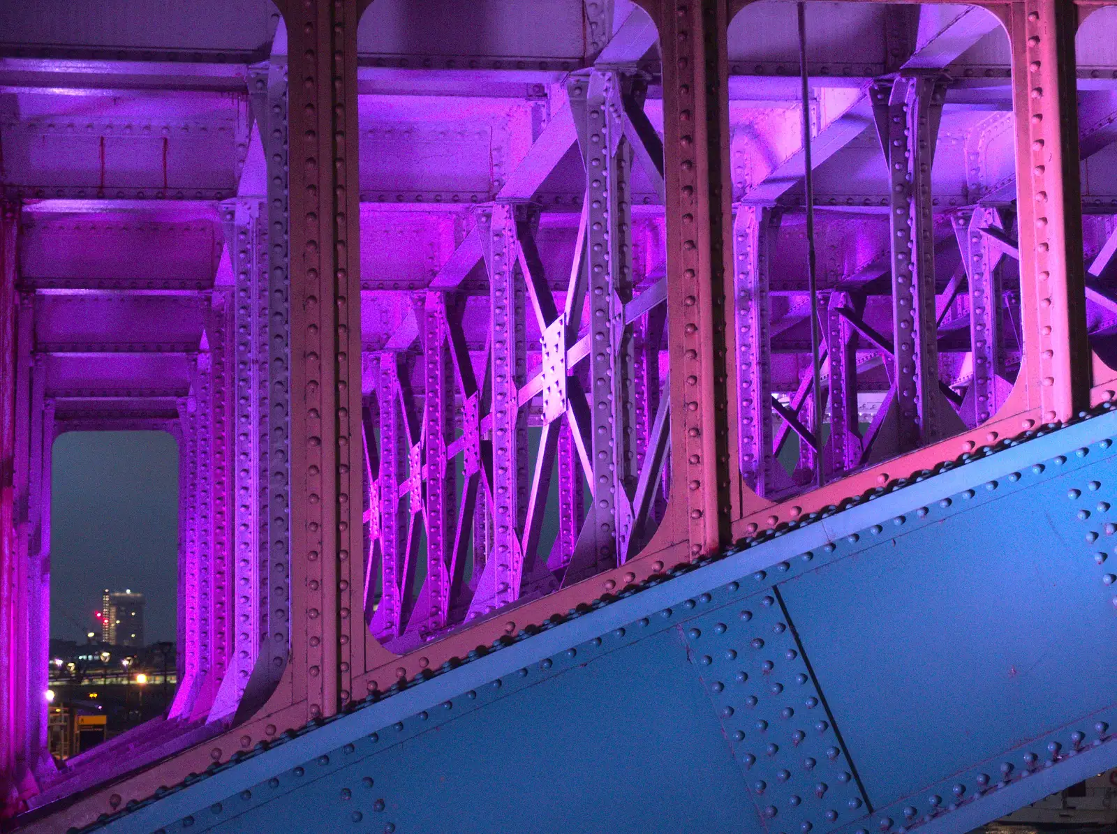 Detail of Southwark Bridge's ironwork, from Innovation Week and a Walk Around the South Bank, Southwark - 8th December 2016