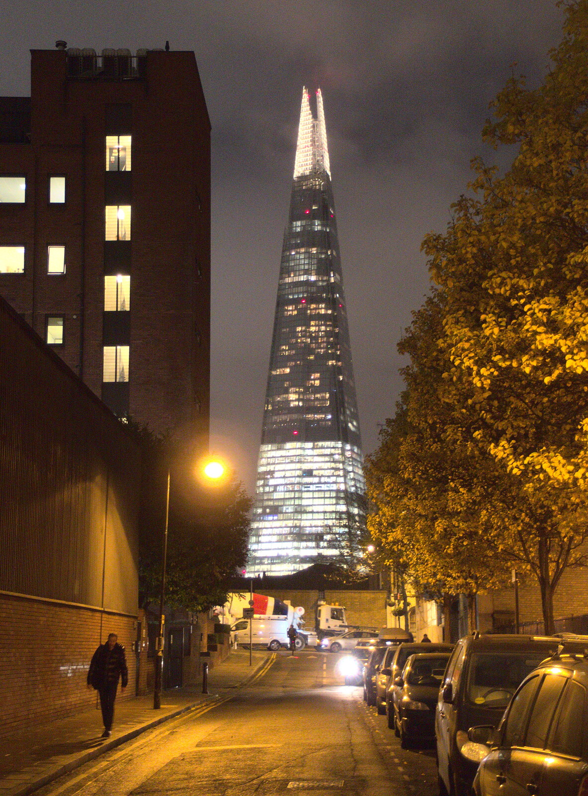 A view of the Shard looking down Sumner Street from Innovation Week and a Walk Around the South Bank, Southwark - 8th December 2016