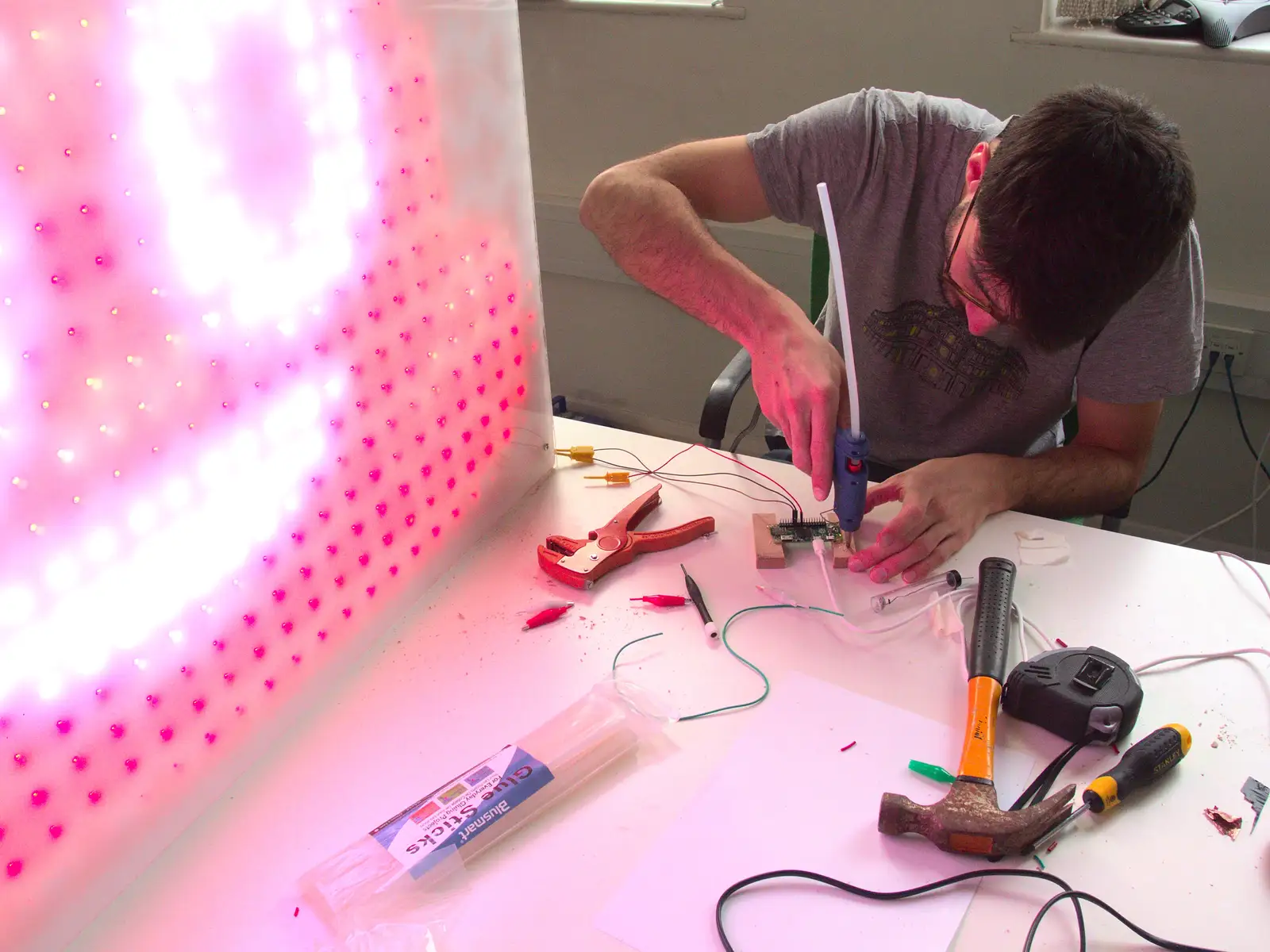 Thomas applies some hot-melt glue, from Innovation Week and a Walk Around the South Bank, Southwark - 8th December 2016