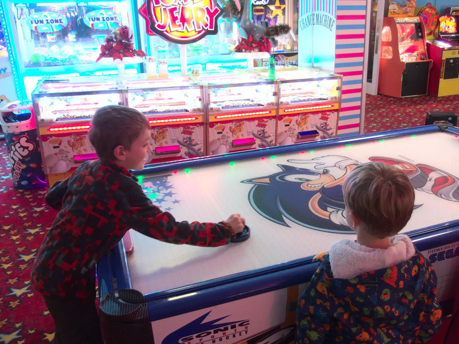 Fred's on the air hockey table, from Southwold Seaside Pier, Southwold, Suffolk - 18th December 2016