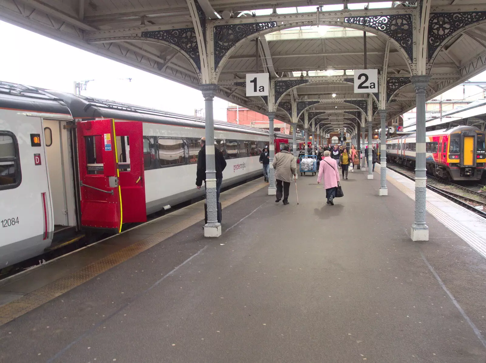 Passengers at Norwich Station, from Norwich Station and the Light Tunnel, Norwich, Norfolk  - 21st December 2016