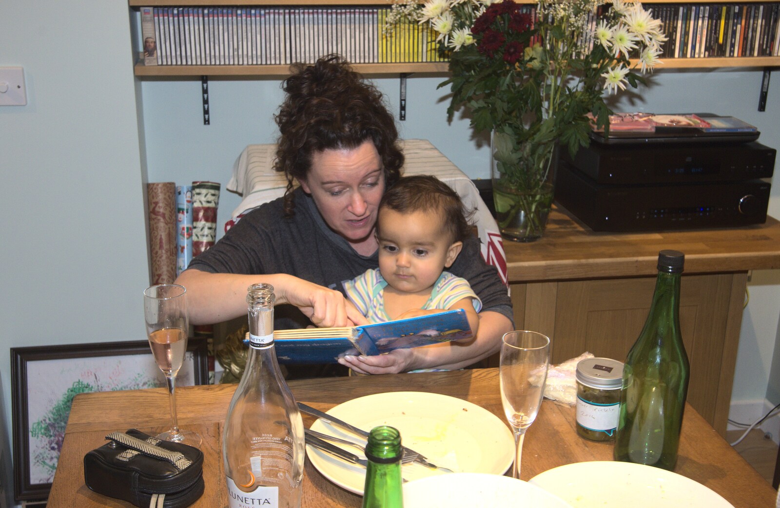 Evelyn reads to Nico from Christmas and All That, Brome, Suffolk - 25th December 2016