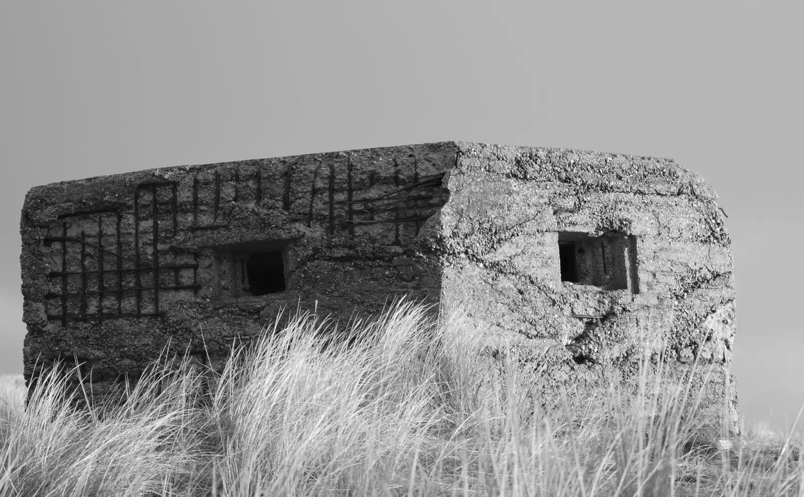 The pillbox perched on the clifftop, from Horsey Seals and Sea Palling, Norfolk Coast - 2nd January 2017