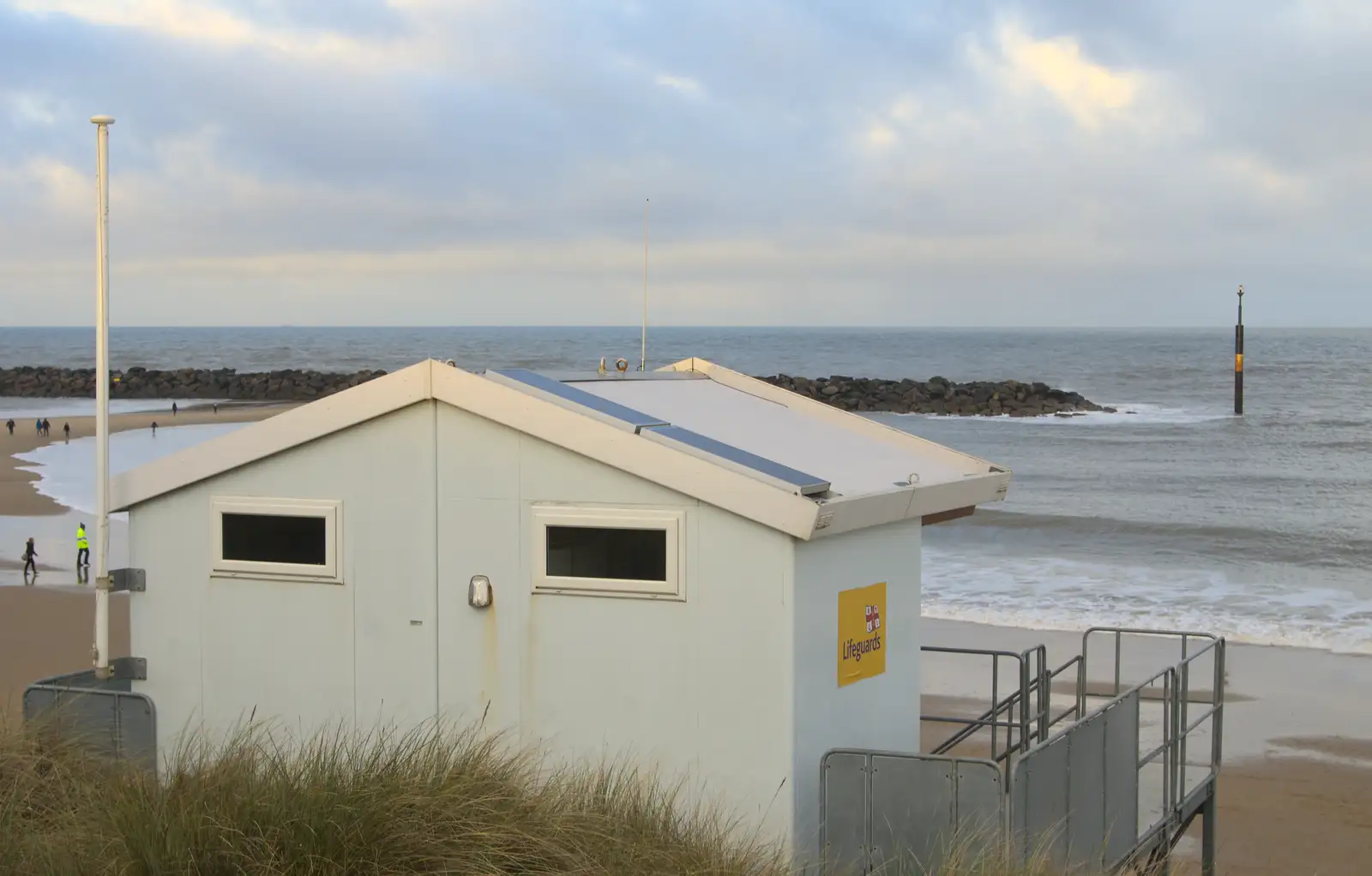 A lifeguard lookout at Sea Palling, from Horsey Seals and Sea Palling, Norfolk Coast - 2nd January 2017