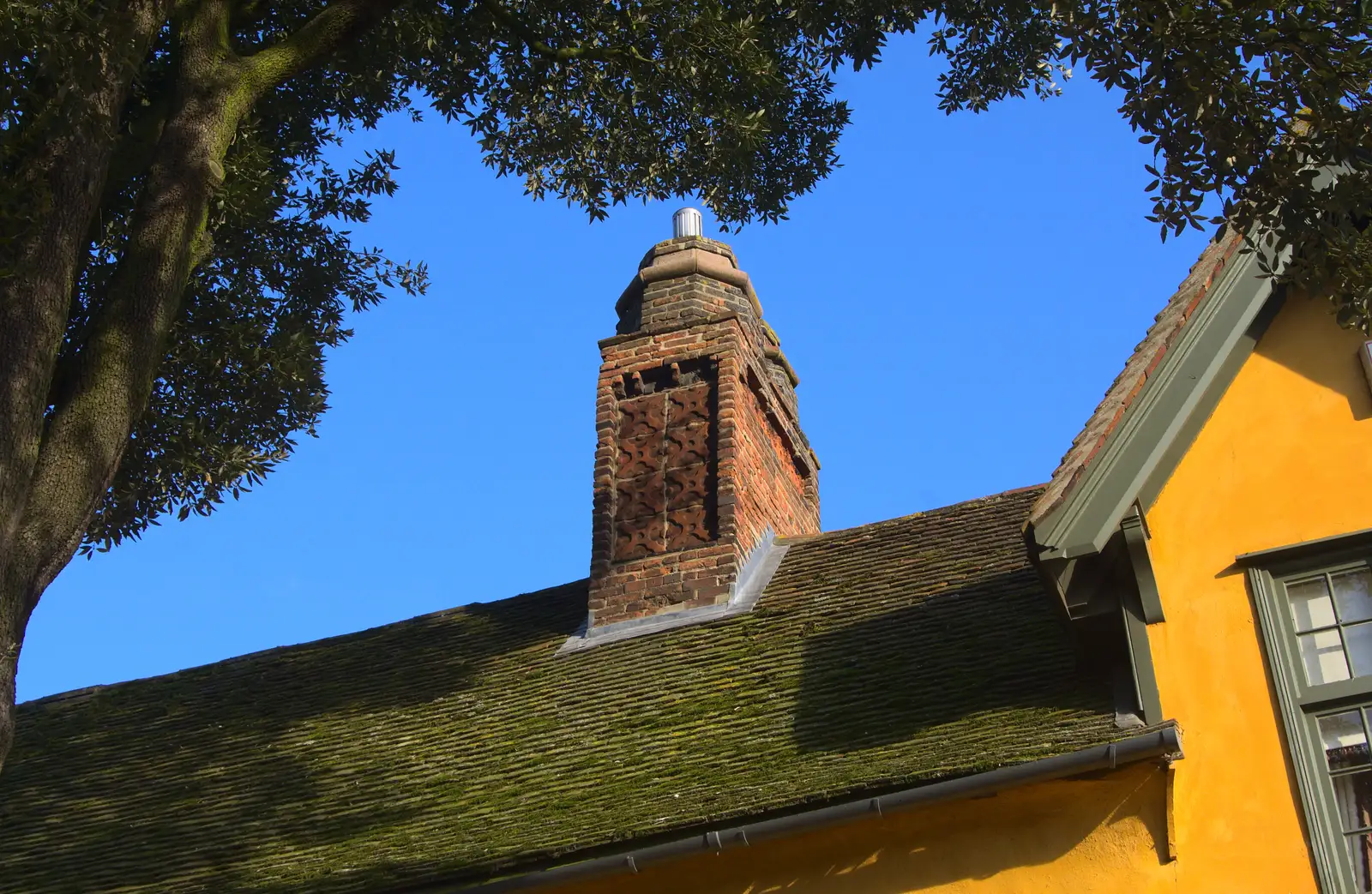 An interesting chimney, from A Day in Lavenham, Suffolk - 22nd January 2017