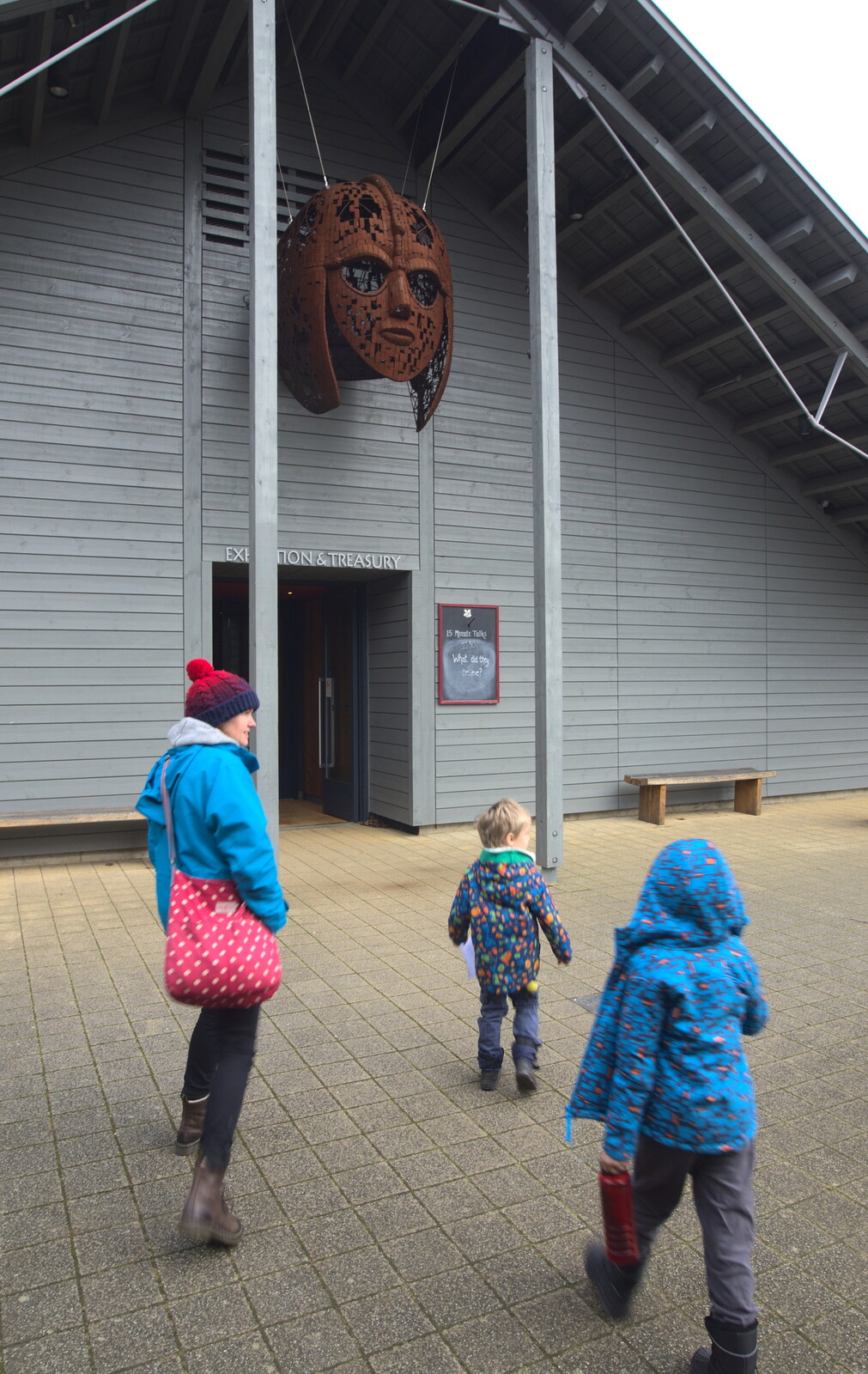 We head towards the exhibition and treasury from A Trip to Sutton Hoo, Woodbridge, Suffolk - 29th January 2017