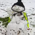 The finished snowman, A Snowy Day, Brome, Suffolk - 12th February 2017