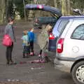 Loading up back at the car park, Redgrave and Lopham Fen, Suffolk Border - 11th March 2017