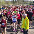 A load of 10k/6 mile runners assembles, The Black Dog Festival of Running, Bungay, Suffolk - 2nd April 2017